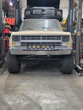 Load image into Gallery viewer, Squarebody Front Tube Light Bar Mount