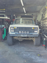 Load image into Gallery viewer, Squarebody Front Tube Light Bar Mount