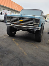 Load image into Gallery viewer, Squarebody Front Tube Light Bar Mount