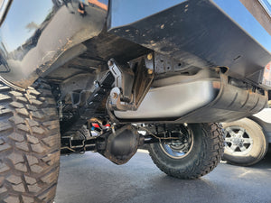 Rear Spring Hanger With Shackle